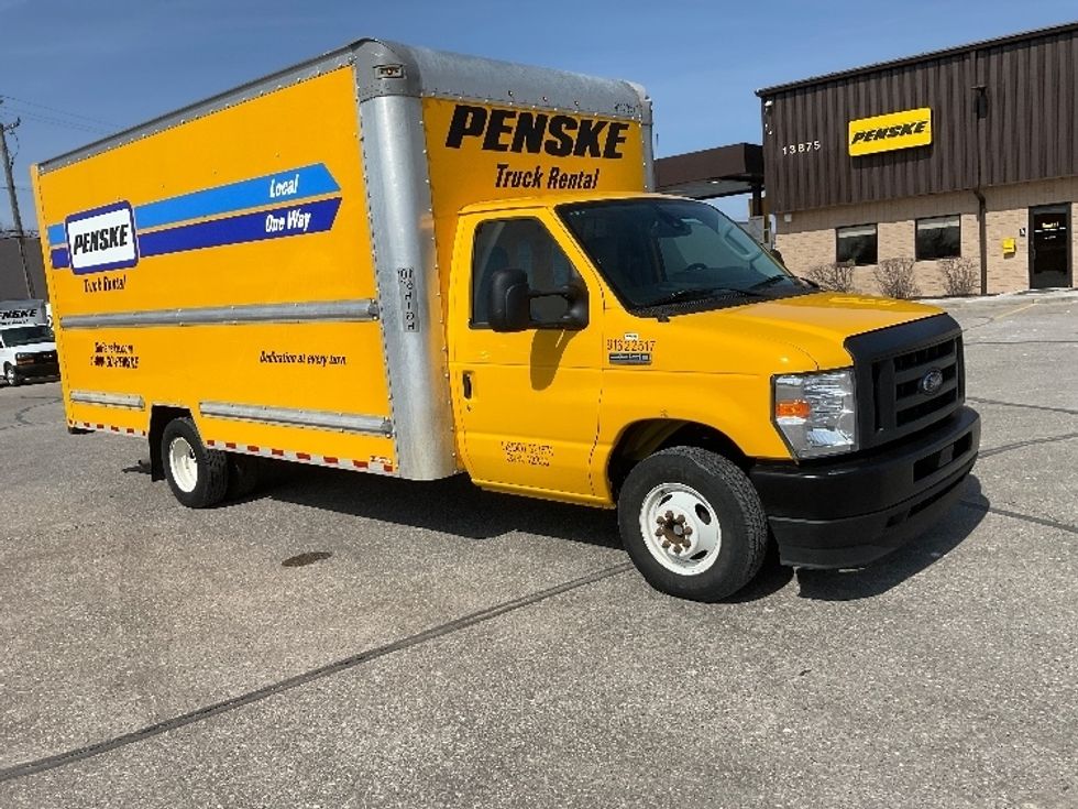Light Duty Box Truck-Light and Medium Duty Trucks-Ford-2022-E350-Lexington-KY-118,392\n\t\tmiles-$ 24,250 - Image 1