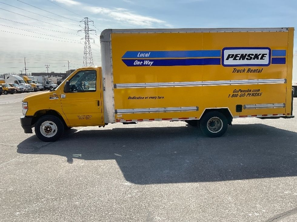 Light Duty Box Truck-Light and Medium Duty Trucks-Ford-2022-E350-Lexington-KY-118,392\n\t\tmiles-$ 24,250 - Image 4
