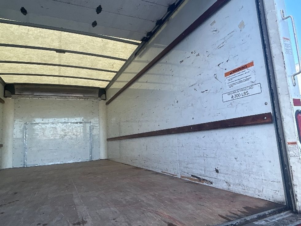 Light Duty Box Truck-Light and Medium Duty Trucks-Ford-2022-E350-Linden-NJ-106,715\n\t\tmiles-$ 29,000 - Image 12
