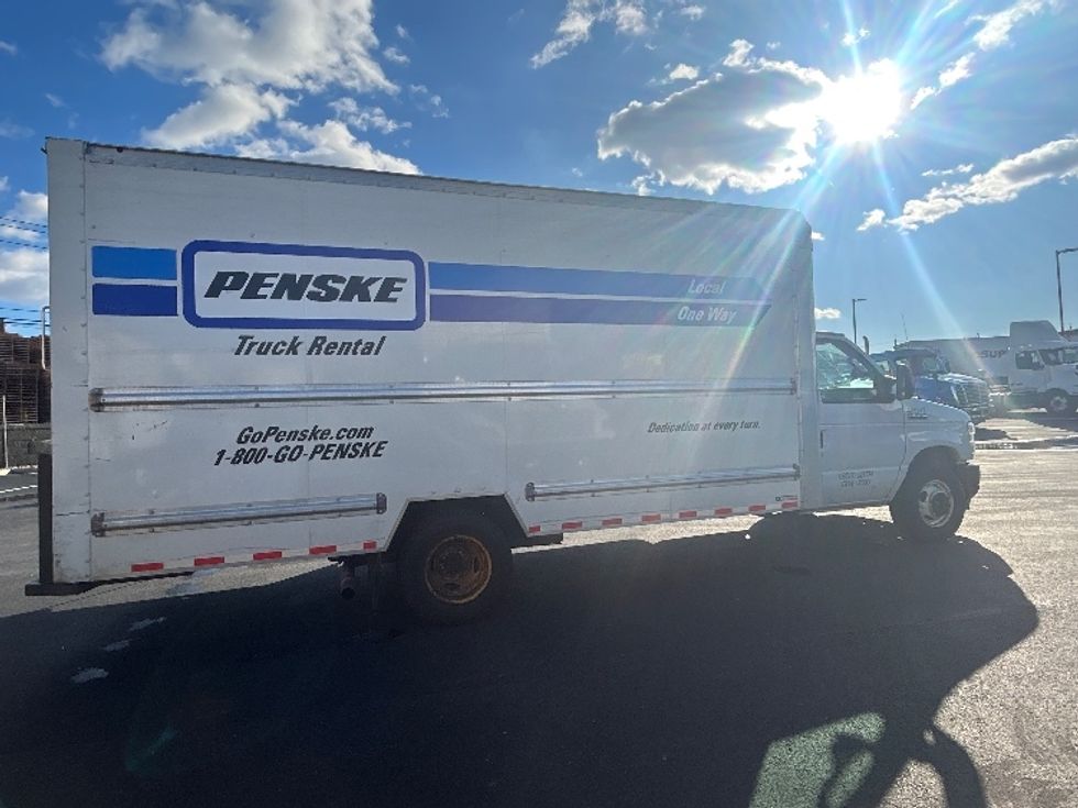 Light Duty Box Truck-Light and Medium Duty Trucks-Ford-2022-E350-Linden-NJ-106,715\n\t\tmiles-$ 29,000 - Image 15