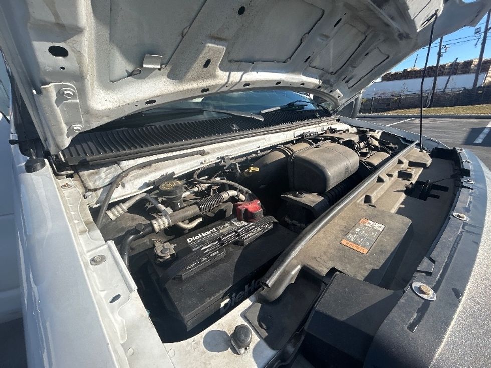 Light Duty Box Truck-Light and Medium Duty Trucks-Ford-2022-E350-Linden-NJ-106,715\n\t\tmiles-$ 29,000 - Image 23