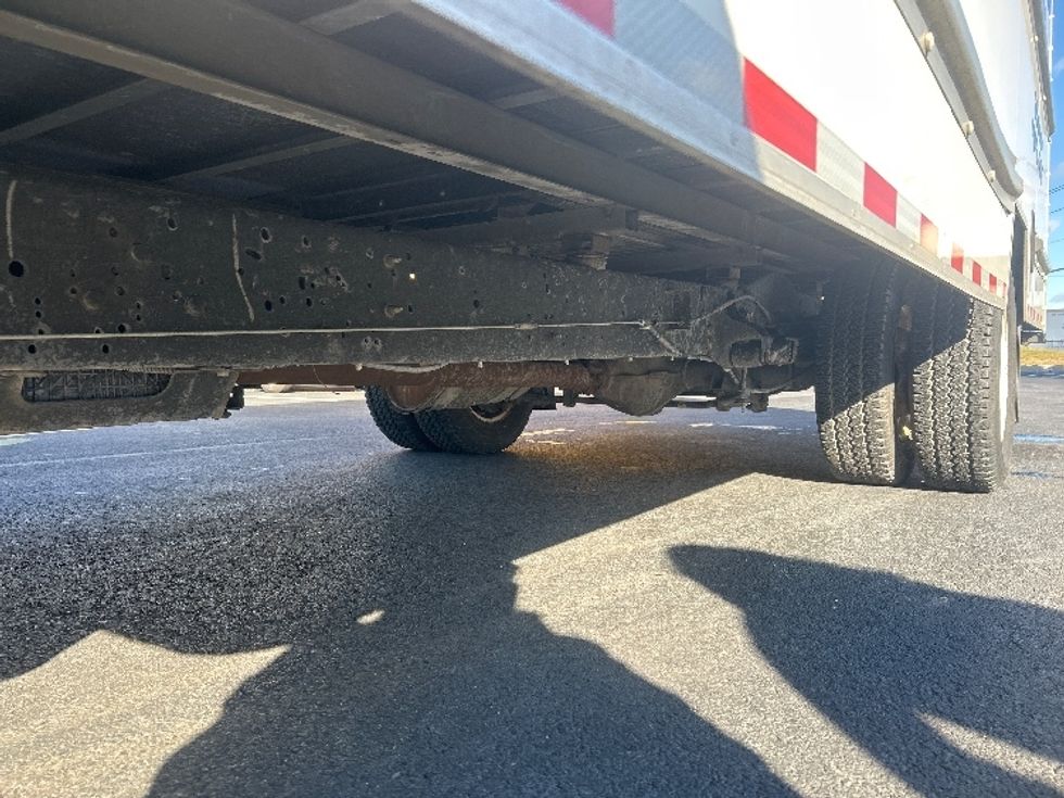 Light Duty Box Truck-Light and Medium Duty Trucks-Ford-2022-E350-Linden-NJ-106,715\n\t\tmiles-$ 29,000 - Image 5