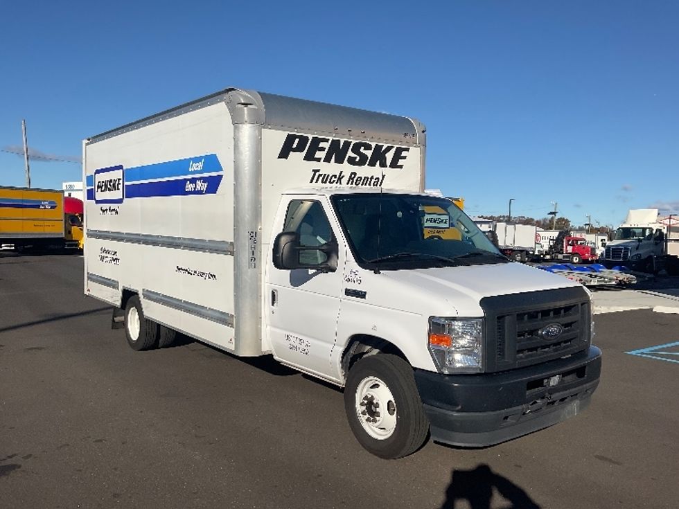 Light Duty Box Truck-Light and Medium Duty Trucks-Ford-2022-E350-Linden-NJ-73,165\n\t\tmiles-$ 38,250 - Image 1