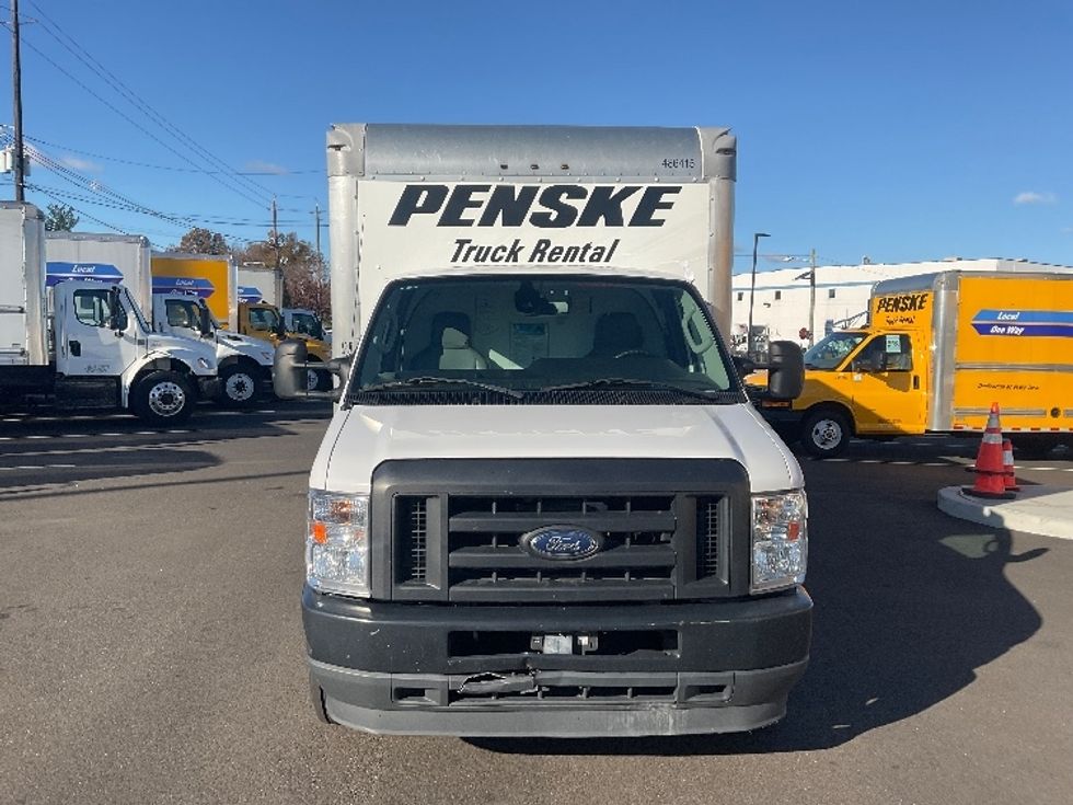 Light Duty Box Truck-Light and Medium Duty Trucks-Ford-2022-E350-Linden-NJ-73,165\n\t\tmiles-$ 38,250 - Image 2