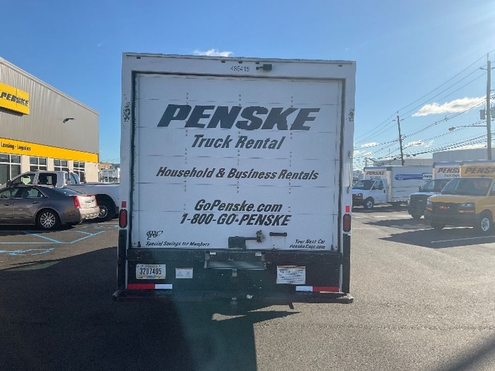 Light Duty Box Truck-Light and Medium Duty Trucks-Ford-2022-E350-Linden-NJ-73,165\n\t\tmiles-$ 38,250 - Image 7