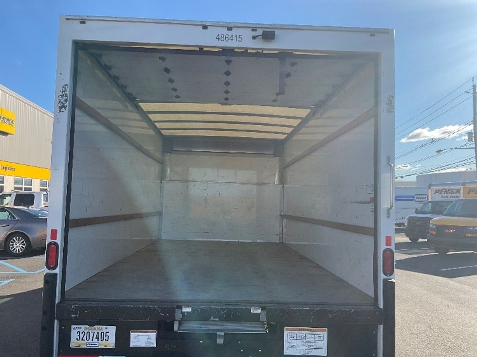 Light Duty Box Truck-Light and Medium Duty Trucks-Ford-2022-E350-Linden-NJ-73,165\n\t\tmiles-$ 38,250 - Image 8