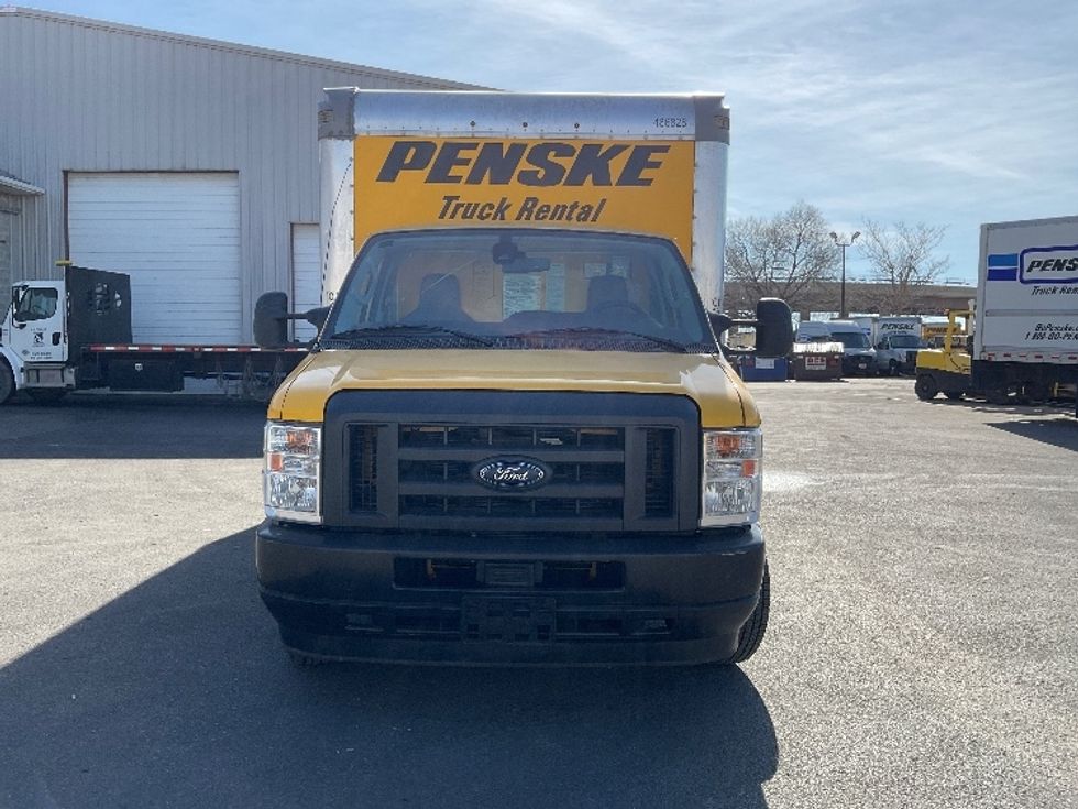 Light Duty Box Truck-Light and Medium Duty Trucks-Ford-2022-E350-Lindon-UT-126,856\n\t\tmiles-$ 24,750 - Image 2
