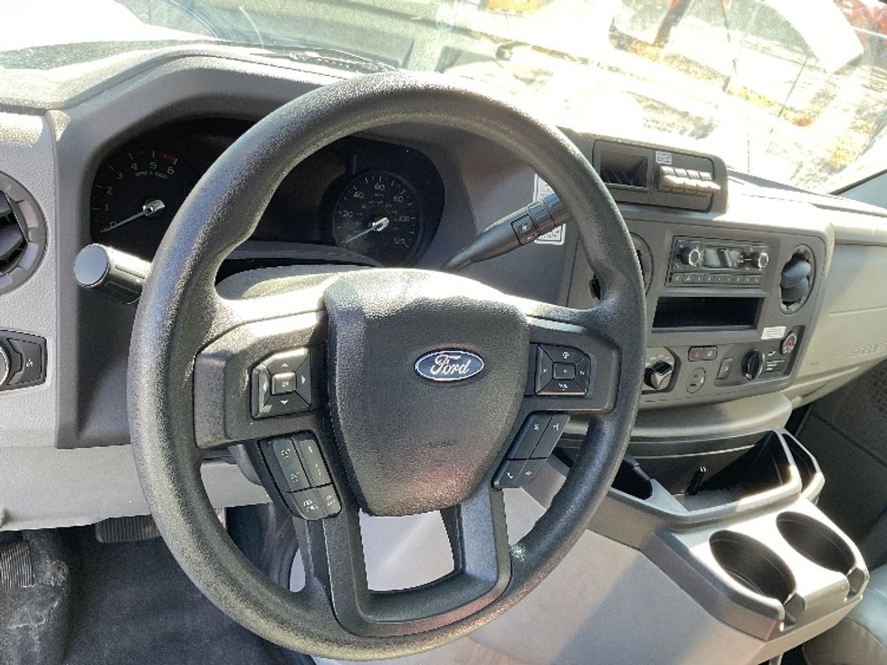 Light Duty Box Truck-Light and Medium Duty Trucks-Ford-2022-E350-Lindon-UT-57,489\n\t\tmiles-$ 42,500 - Image 17