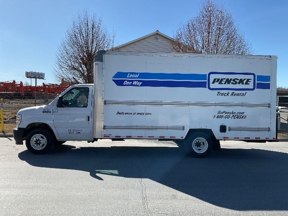 Light Duty Box Truck-Light and Medium Duty Trucks-Ford-2022-E350-Lindon-UT-57,489\n\t\tmiles-$ 42,500 - Image 4