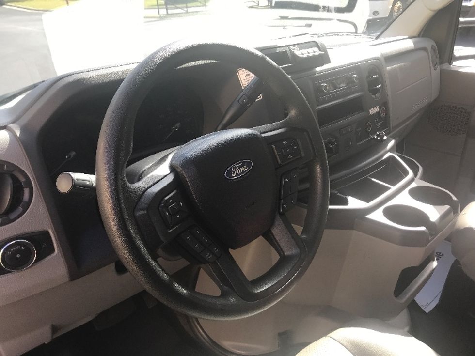Light Duty Box Truck-Light and Medium Duty Trucks-Ford-2022-E350-Lithia Springs-GA-58,725\n\t\tmiles-$ 43,500 - Image 16