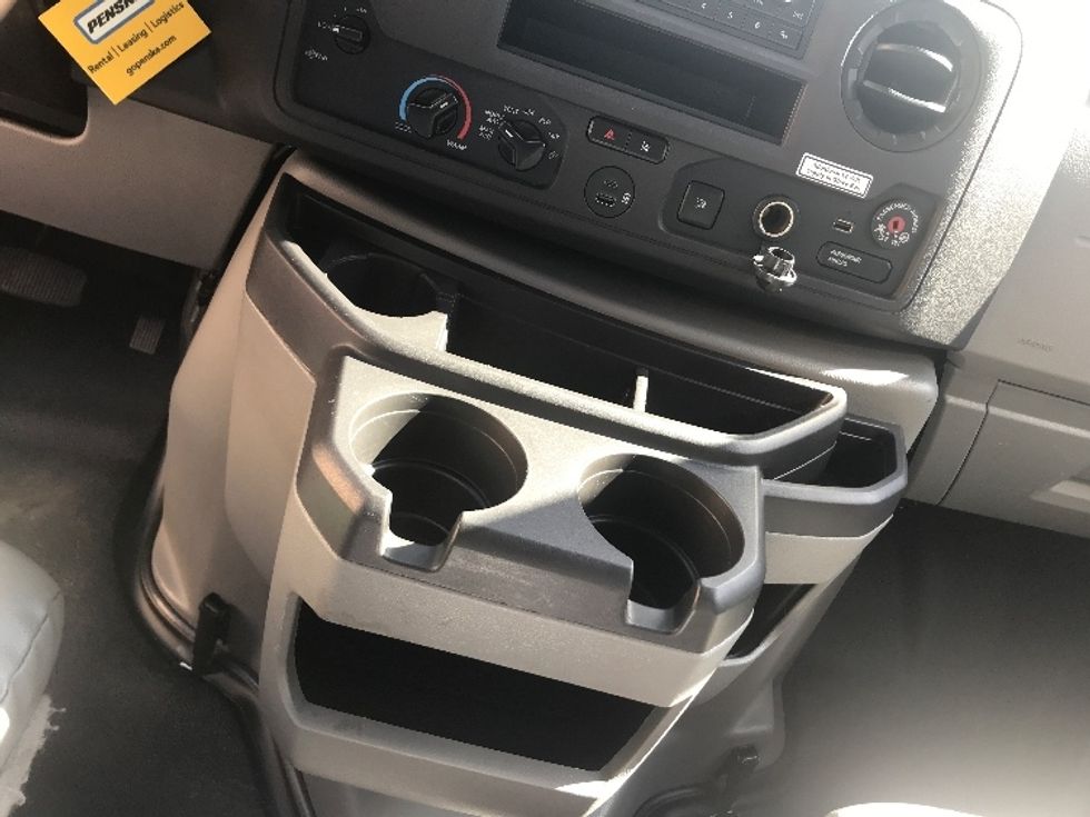 Light Duty Box Truck-Light and Medium Duty Trucks-Ford-2022-E350-Lithia Springs-GA-58,725\n\t\tmiles-$ 43,500 - Image 24