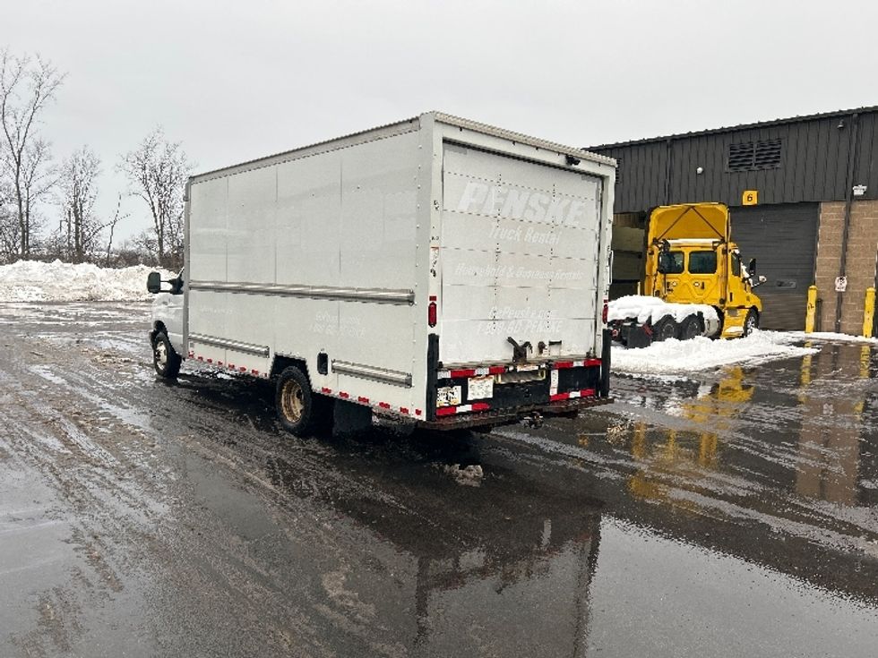 Light Duty Box Truck-Light and Medium Duty Trucks-Ford-2022-E350-Liverpool-NY-100,250\n\t\tmiles-$ 29,000 - Image 6