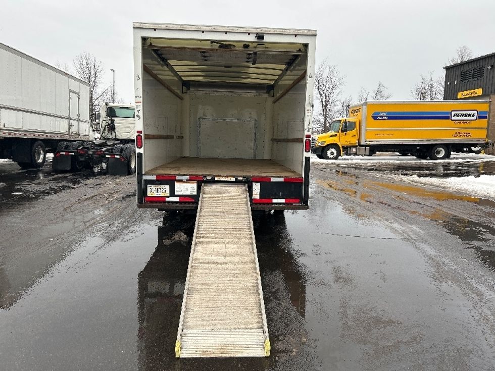 Light Duty Box Truck-Light and Medium Duty Trucks-Ford-2022-E350-Liverpool-NY-100,250\n\t\tmiles-$ 29,000 - Image 9