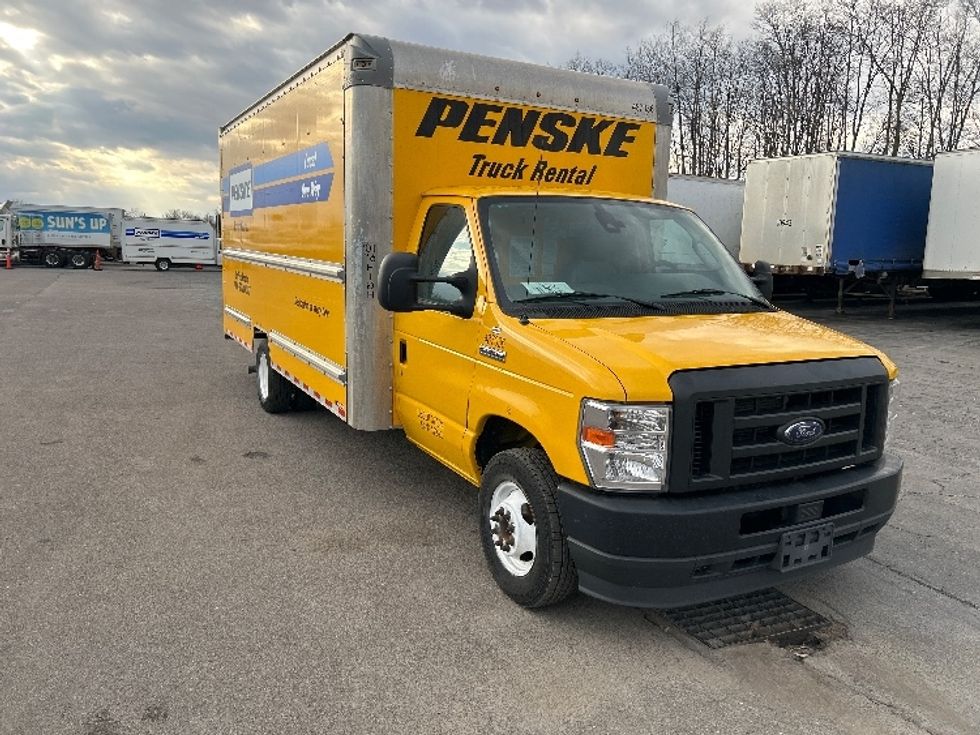 Light Duty Box Truck-Light and Medium Duty Trucks-Ford-2022-E350-Liverpool-NY-121,879\n\t\tmiles-$ 24,250 - Image 1