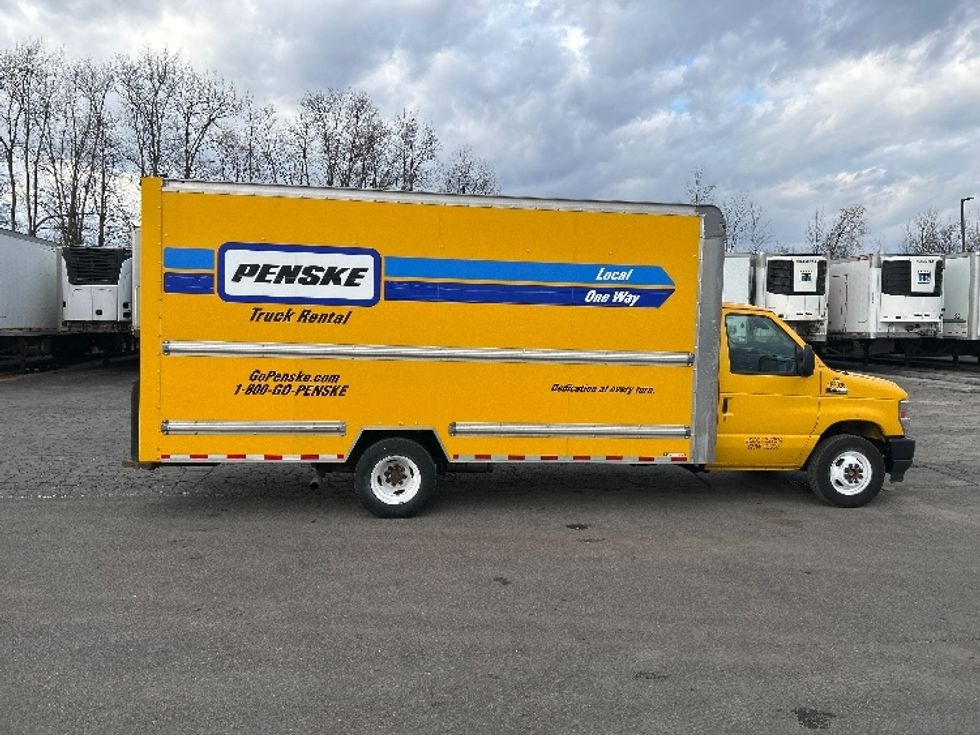 Light Duty Box Truck-Light and Medium Duty Trucks-Ford-2022-E350-Liverpool-NY-121,879\n\t\tmiles-$ 24,250 - Image 15