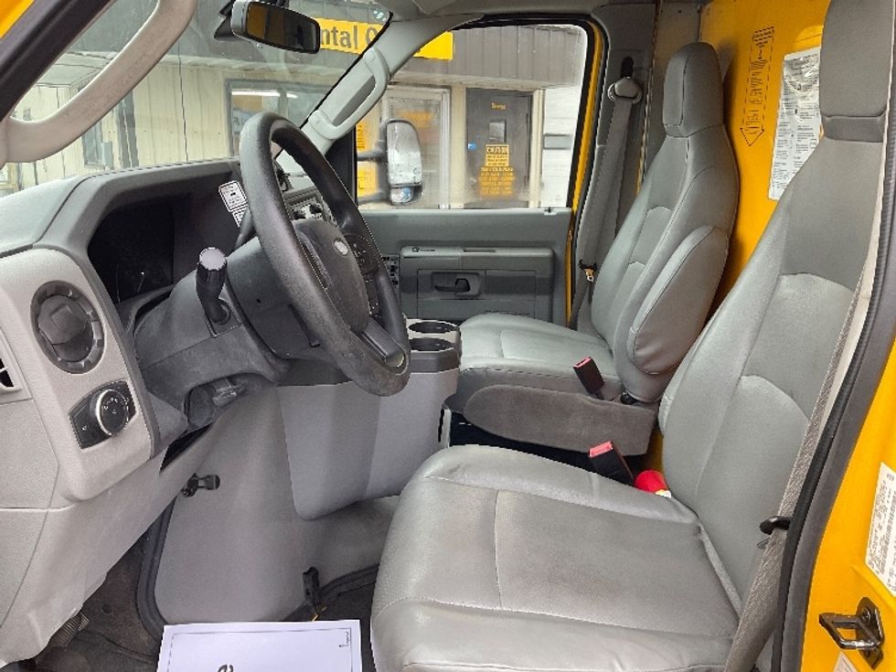Light Duty Box Truck-Light and Medium Duty Trucks-Ford-2022-E350-Liverpool-NY-121,879\n\t\tmiles-$ 24,250 - Image 19