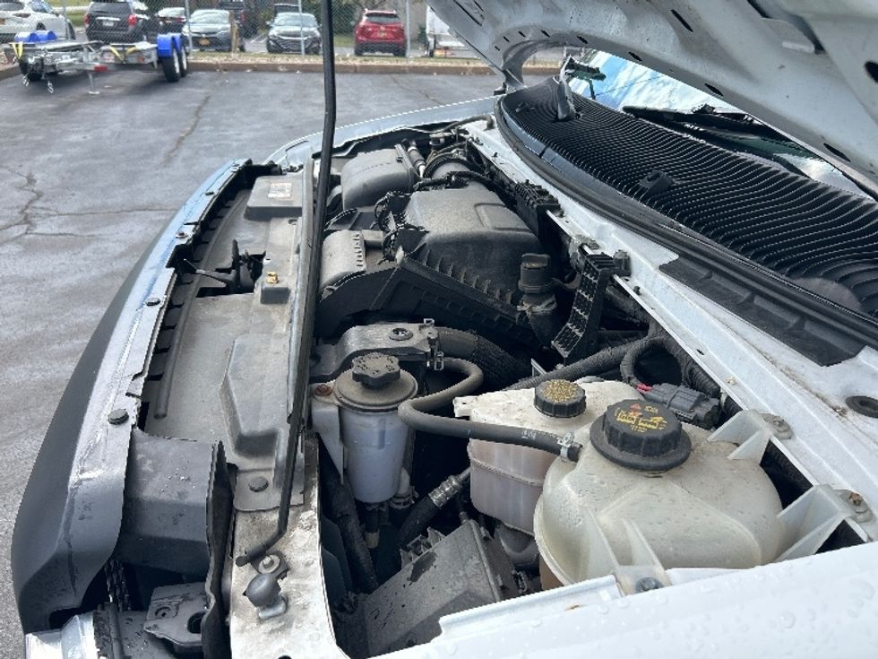 Light Duty Box Truck-Light and Medium Duty Trucks-Ford-2022-E350-Liverpool-NY-95,548\n\t\tmiles-$ 29,250 - Image 24