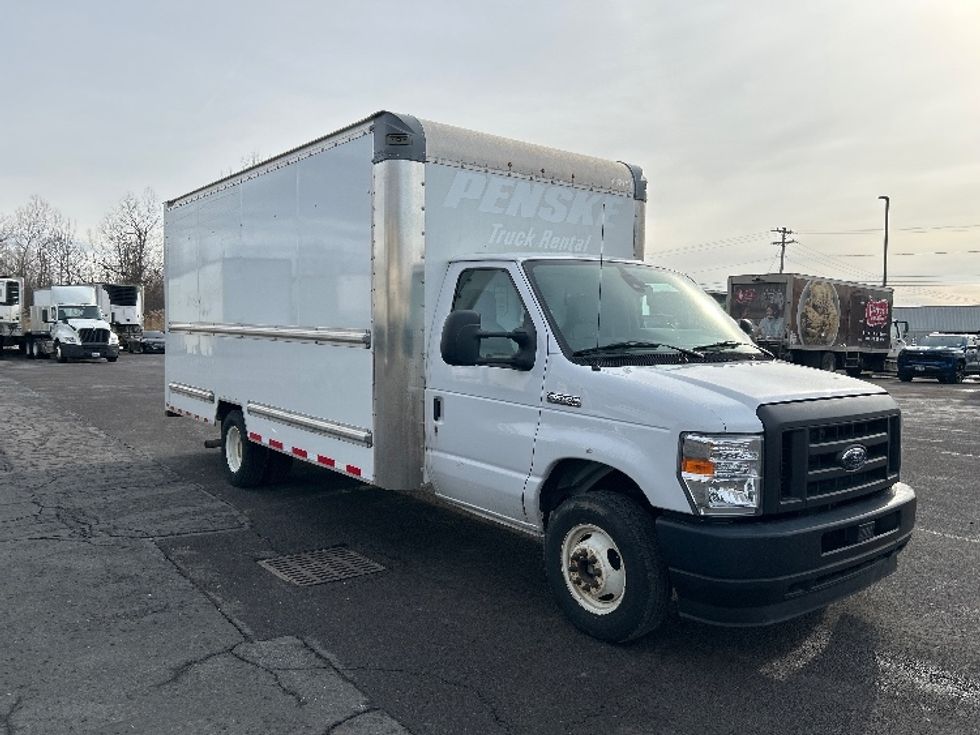 Light Duty Box Truck-Light and Medium Duty Trucks-Ford-2022-E350-Liverpool-NY-99,261\n\t\tmiles-$ 29,250 - Image 1