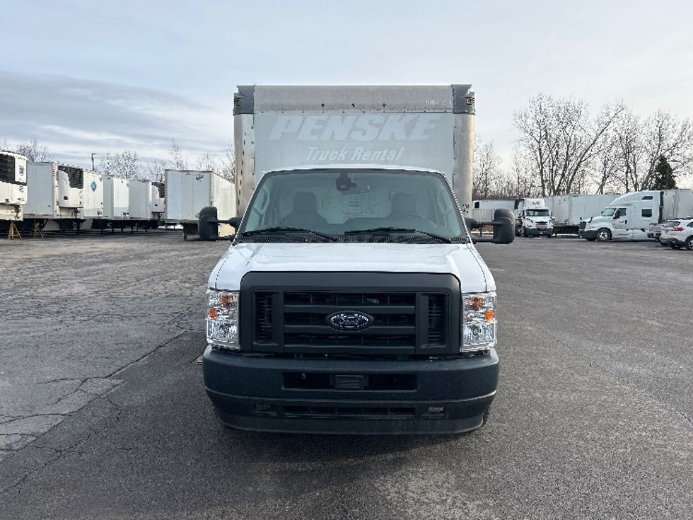 Light Duty Box Truck-Light and Medium Duty Trucks-Ford-2022-E350-Liverpool-NY-99,261\n\t\tmiles-$ 29,250 - Image 2