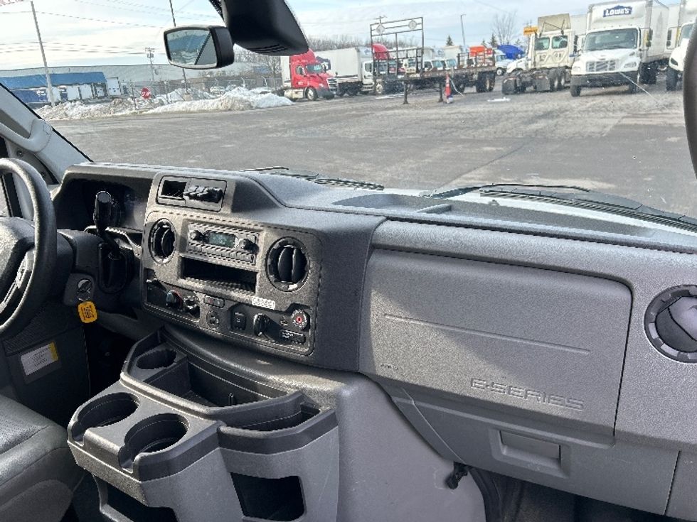 Light Duty Box Truck-Light and Medium Duty Trucks-Ford-2022-E350-Liverpool-NY-99,261\n\t\tmiles-$ 29,250 - Image 20