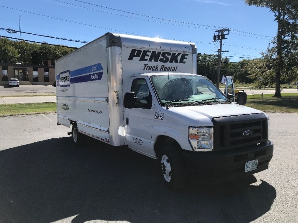 Light Duty Box Truck-Light and Medium Duty Trucks-Ford-2022-E350-Londonderry-NH-100,564\n\t\tmiles-$ 28,500 - Image 1