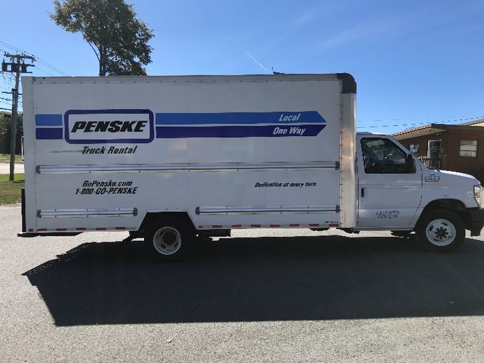 Light Duty Box Truck-Light and Medium Duty Trucks-Ford-2022-E350-Londonderry-NH-100,564\n\t\tmiles-$ 28,500 - Image 15