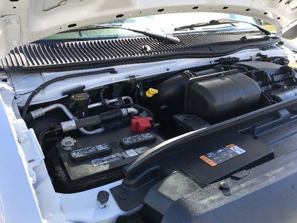 Light Duty Box Truck-Light and Medium Duty Trucks-Ford-2022-E350-Londonderry-NH-100,564\n\t\tmiles-$ 28,500 - Image 23