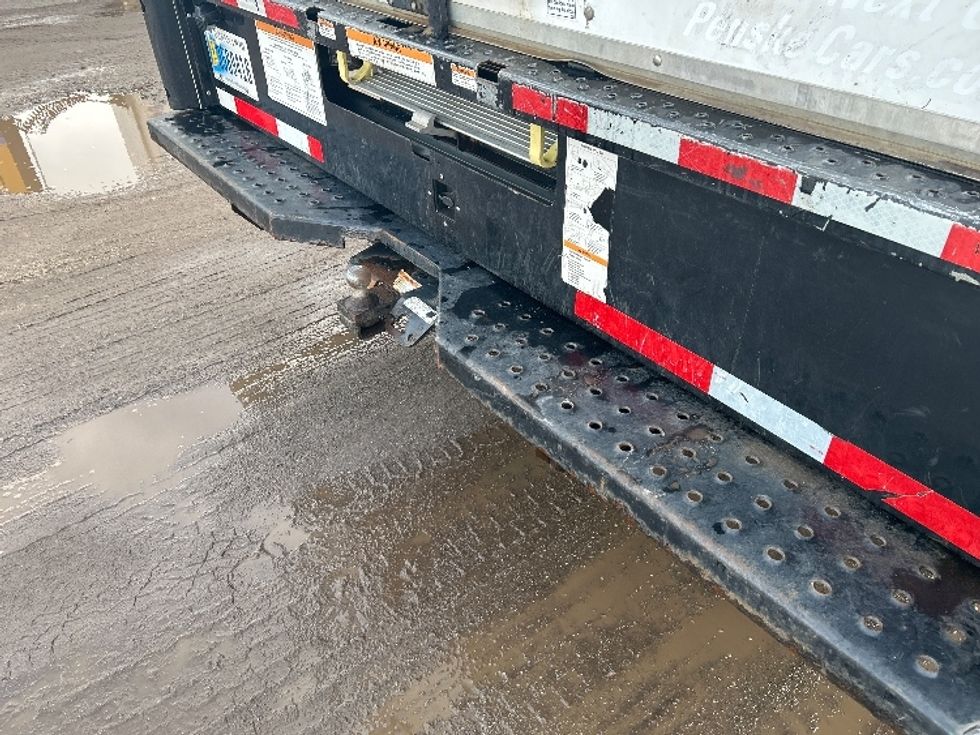 Light Duty Box Truck-Light and Medium Duty Trucks-Ford-2022-E350-Londonderry-NH-101,376\n\t\tmiles-$ 29,000 - Image 25