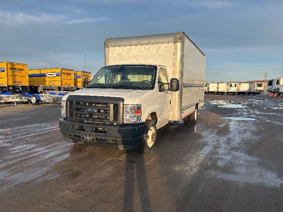 Light Duty Box Truck-Light and Medium Duty Trucks-Ford-2022-E350-Londonderry-NH-101,376\n\t\tmiles-$ 29,000 - Image 3