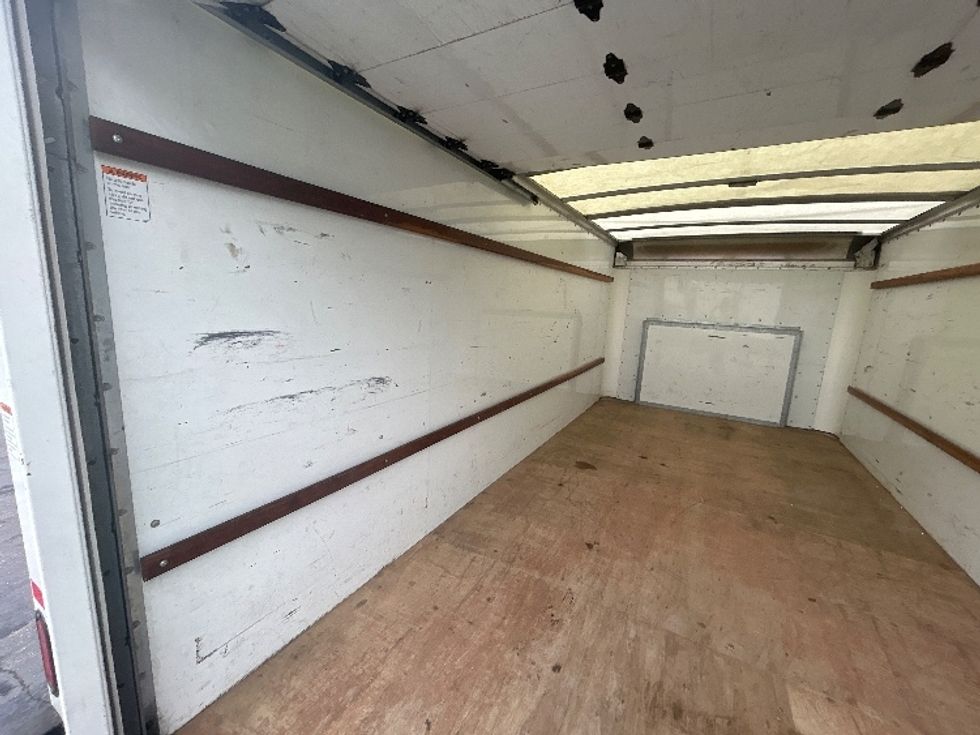 Light Duty Box Truck-Light and Medium Duty Trucks-Ford-2022-E350-Londonderry-NH-105,695\n\t\tmiles-$ 27,750 - Image 11