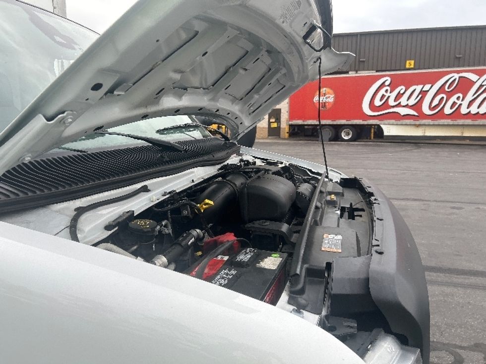 Light Duty Box Truck-Light and Medium Duty Trucks-Ford-2022-E350-Londonderry-NH-105,695\n\t\tmiles-$ 27,750 - Image 23