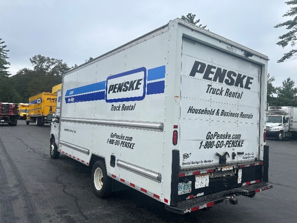 Light Duty Box Truck-Light and Medium Duty Trucks-Ford-2022-E350-Londonderry-NH-105,695\n\t\tmiles-$ 27,750 - Image 6