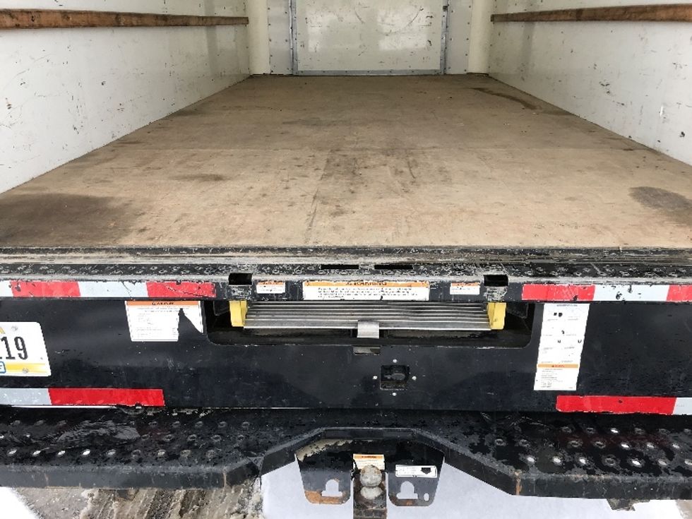 Light Duty Box Truck-Light and Medium Duty Trucks-Ford-2022-E350-Londonderry-NH-88,165\n\t\tmiles-$ 27,500 - Image 10