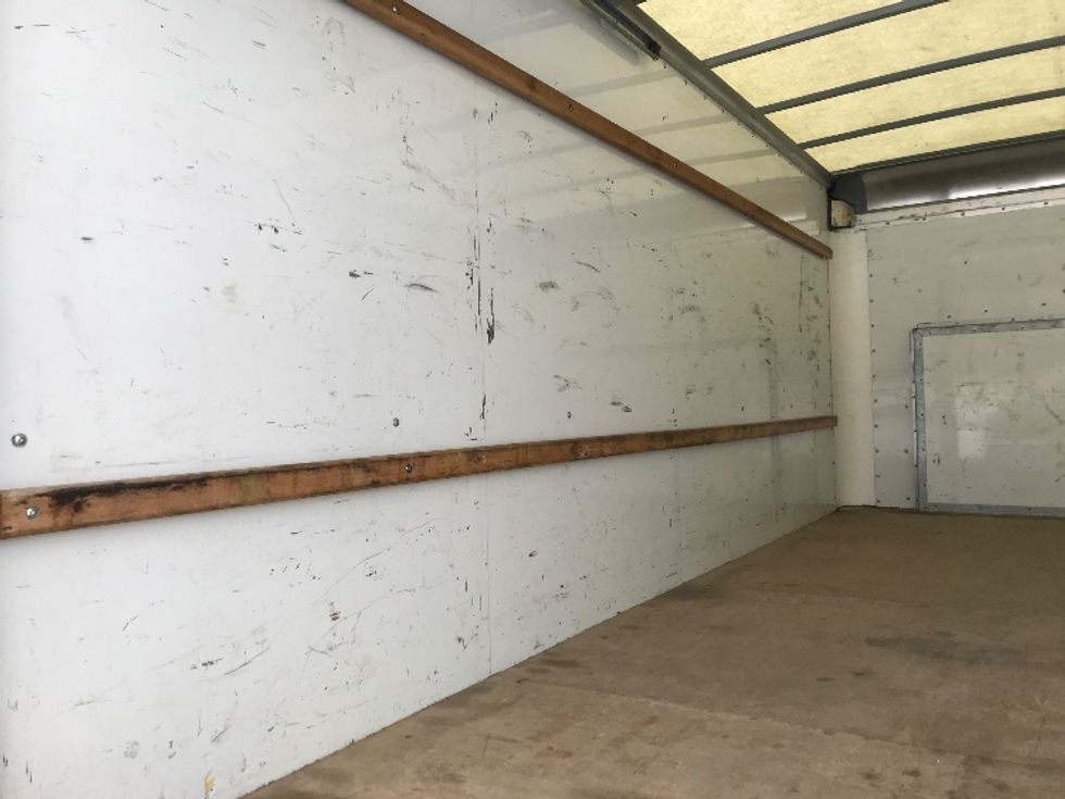 Light Duty Box Truck-Light and Medium Duty Trucks-Ford-2022-E350-Londonderry-NH-88,165\n\t\tmiles-$ 27,500 - Image 11