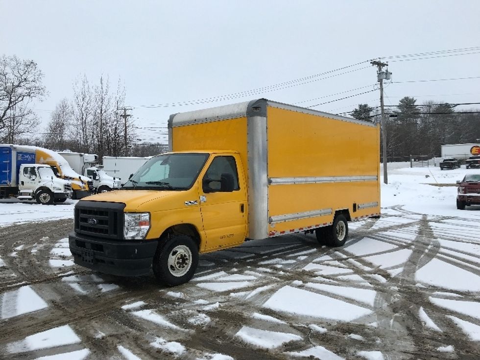 Light Duty Box Truck-Light and Medium Duty Trucks-Ford-2022-E350-Londonderry-NH-88,165\n\t\tmiles-$ 27,500 - Image 3