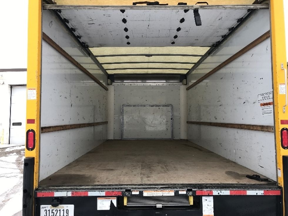 Light Duty Box Truck-Light and Medium Duty Trucks-Ford-2022-E350-Londonderry-NH-88,165\n\t\tmiles-$ 27,500 - Image 8