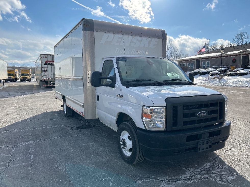 Light Duty Box Truck-Light and Medium Duty Trucks-Ford-2022-E350-Londonderry-NH-93,448\n\t\tmiles-$ 29,750 - Image 1