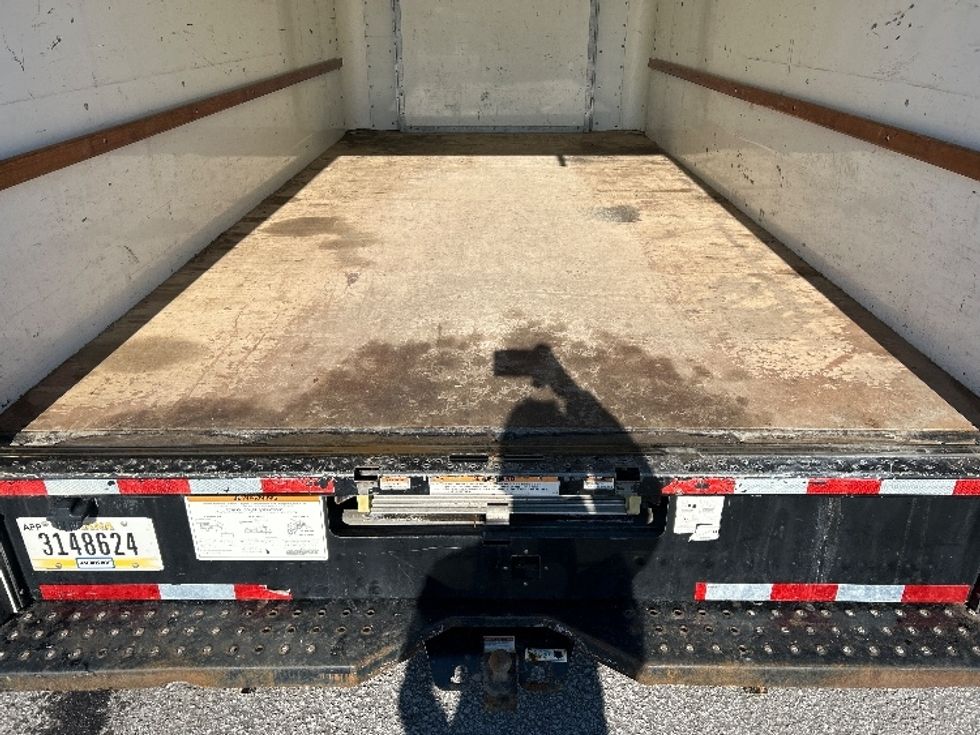 Light Duty Box Truck-Light and Medium Duty Trucks-Ford-2022-E350-Londonderry-NH-93,448\n\t\tmiles-$ 29,750 - Image 10