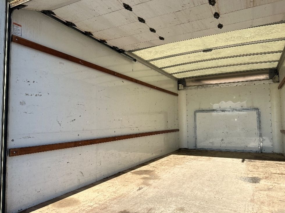 Light Duty Box Truck-Light and Medium Duty Trucks-Ford-2022-E350-Londonderry-NH-93,448\n\t\tmiles-$ 29,750 - Image 11