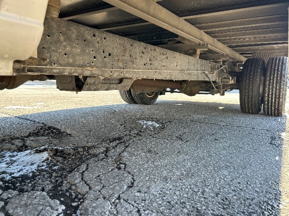 Light Duty Box Truck-Light and Medium Duty Trucks-Ford-2022-E350-Londonderry-NH-93,448\n\t\tmiles-$ 29,750 - Image 5