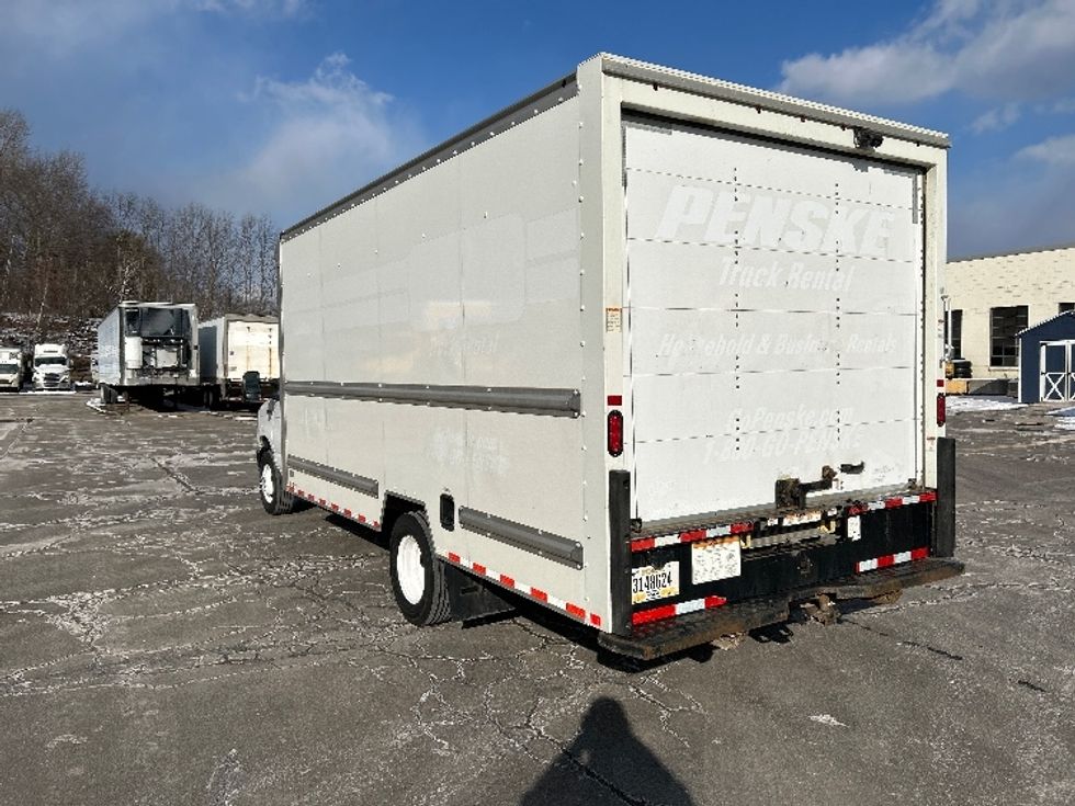 Light Duty Box Truck-Light and Medium Duty Trucks-Ford-2022-E350-Londonderry-NH-93,448\n\t\tmiles-$ 29,750 - Image 6