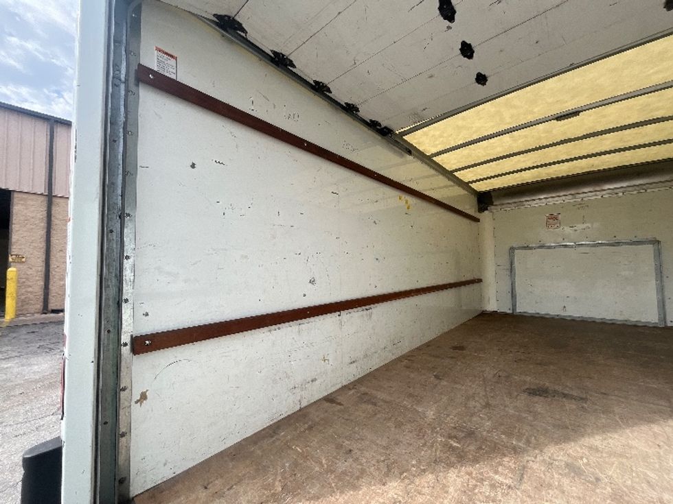 Light Duty Box Truck-Light and Medium Duty Trucks-Ford-2022-E350-Los Angeles-CA-103,771\n\t\tmiles-$ 31,500 - Image 11