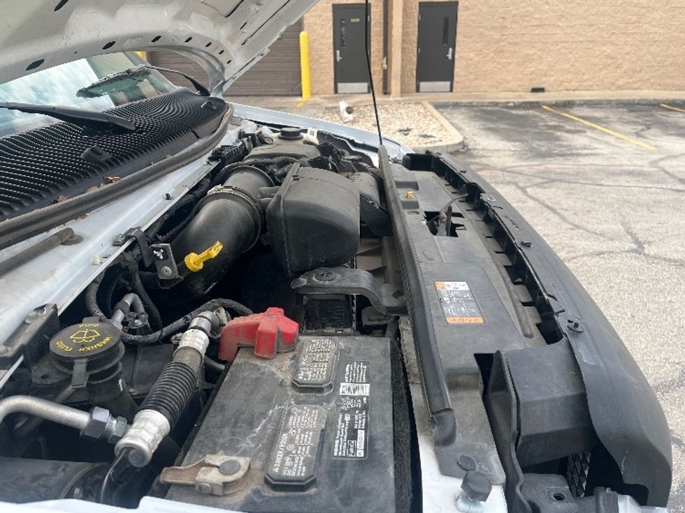 Light Duty Box Truck-Light and Medium Duty Trucks-Ford-2022-E350-Los Angeles-CA-103,771\n\t\tmiles-$ 31,500 - Image 23