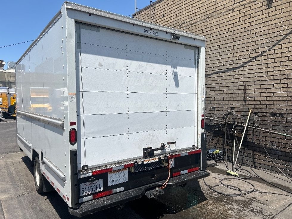 Light Duty Box Truck-Light and Medium Duty Trucks-Ford-2022-E350-Los Angeles-CA-75,727\n\t\tmiles-$ 32,750 - Image 6