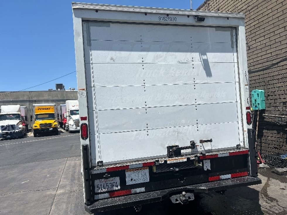Light Duty Box Truck-Light and Medium Duty Trucks-Ford-2022-E350-Los Angeles-CA-75,727\n\t\tmiles-$ 32,750 - Image 7