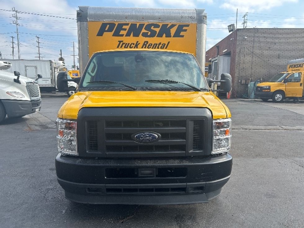 Light Duty Box Truck-Light and Medium Duty Trucks-Ford-2022-E350-Los Angeles-CA-91,877\n\t\tmiles-$ 29,000 - Image 2