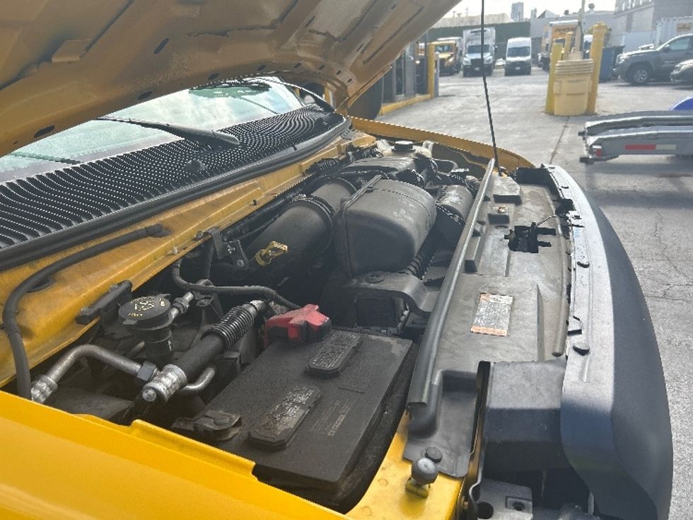 Light Duty Box Truck-Light and Medium Duty Trucks-Ford-2022-E350-Los Angeles-CA-91,877\n\t\tmiles-$ 29,000 - Image 20