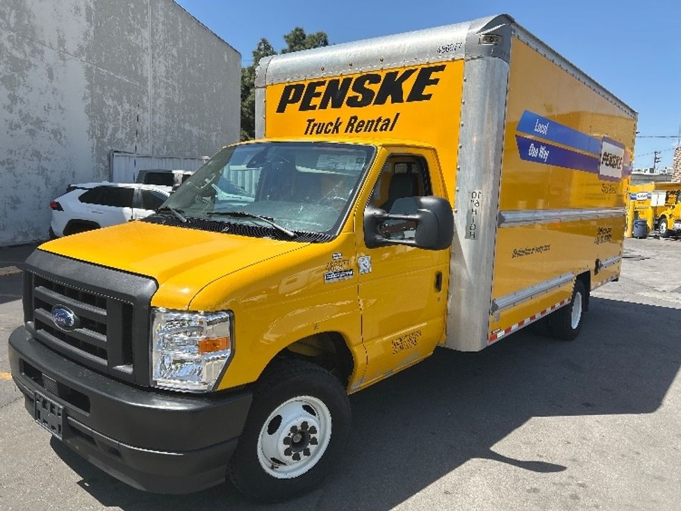 Light Duty Box Truck-Light and Medium Duty Trucks-Ford-2022-E350-Los Angeles-CA-93,046\n\t\tmiles-$ 30,000 - Image 3