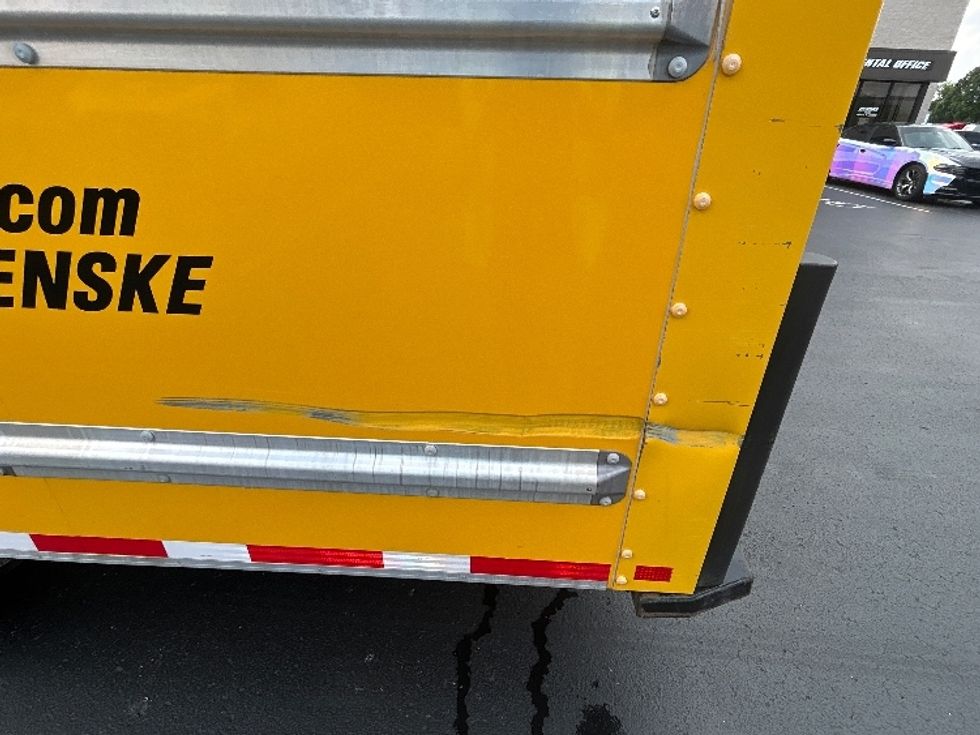 Light Duty Box Truck-Light and Medium Duty Trucks-Ford-2022-E350-Louisville-KY-102,705\n\t\tmiles-$ 24,750 - Image 26