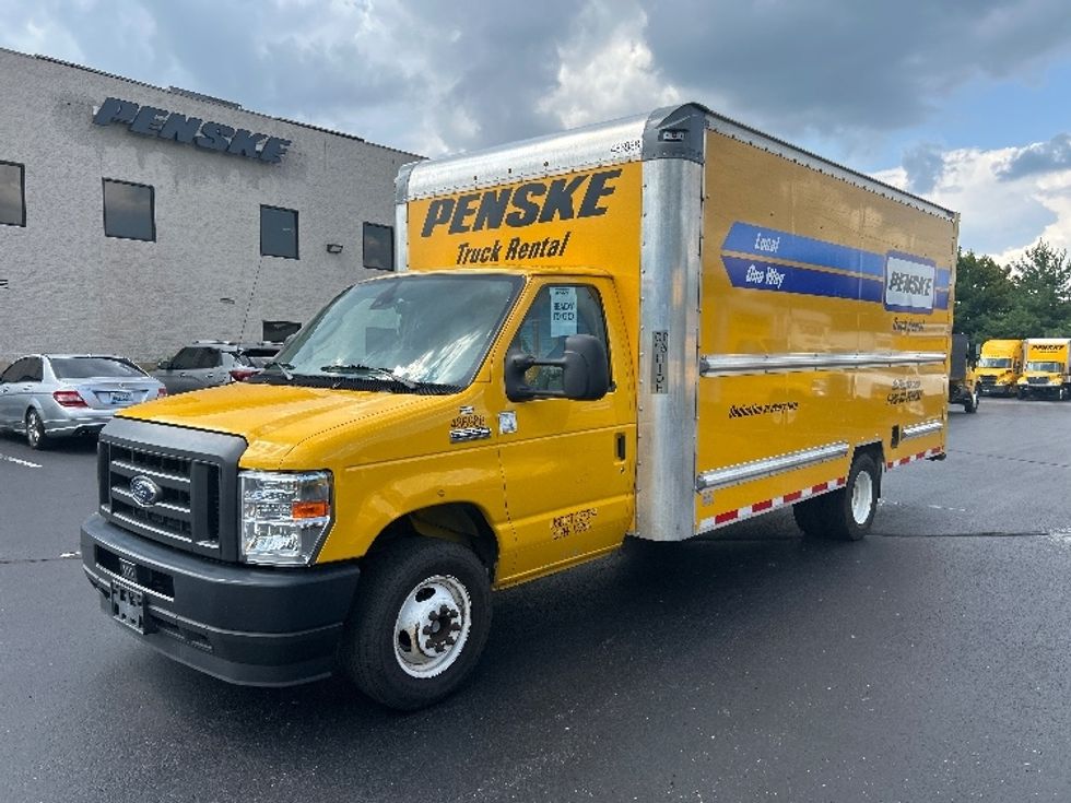 Light Duty Box Truck-Light and Medium Duty Trucks-Ford-2022-E350-Louisville-KY-102,705\n\t\tmiles-$ 24,750 - Image 3